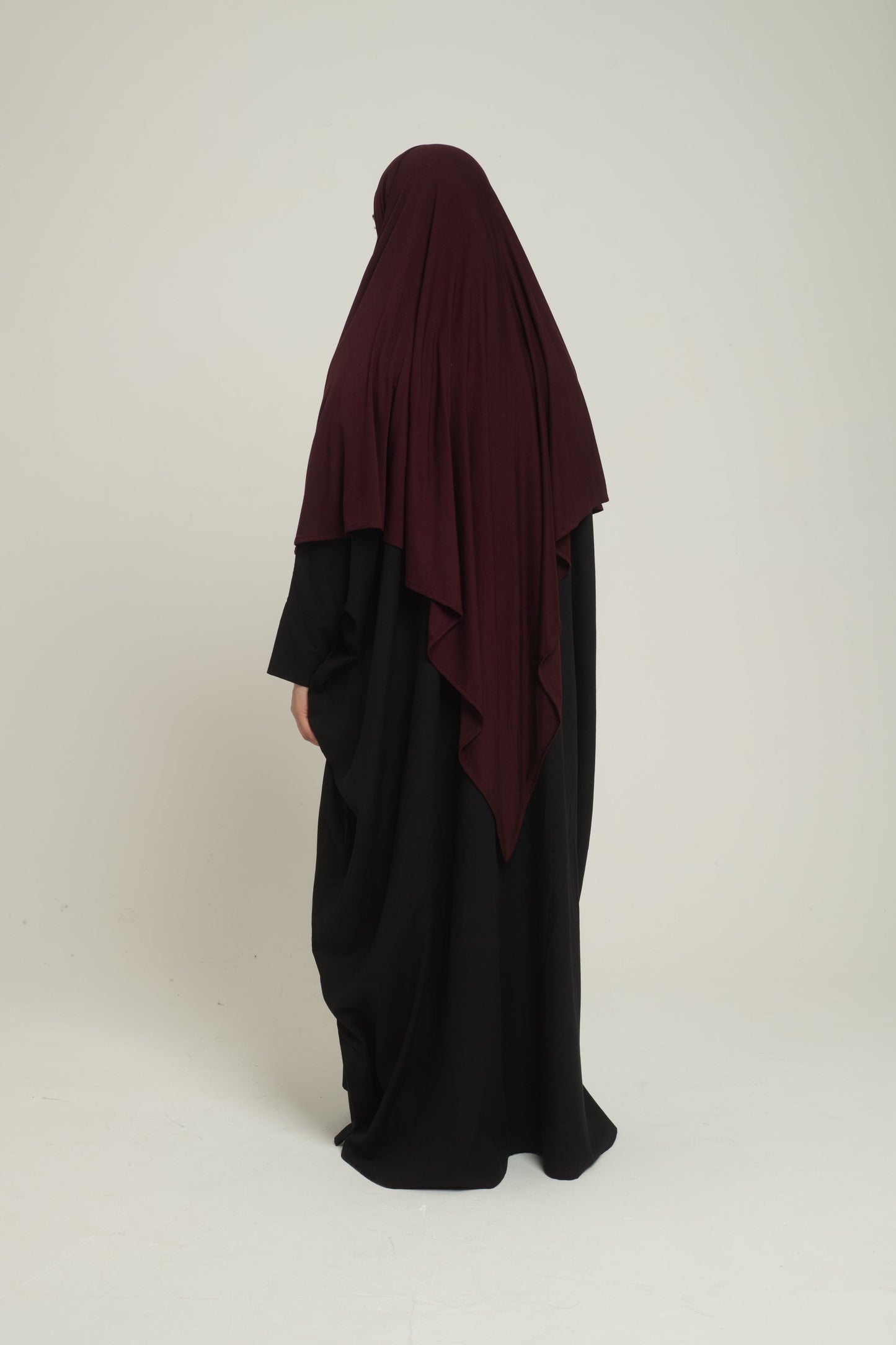 Burgundy Short Diamond